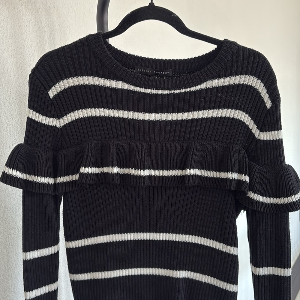 Anthropologie English Factory Long Sleeve Ruffled Sweater NWOT Size M - Picture 2 of 5